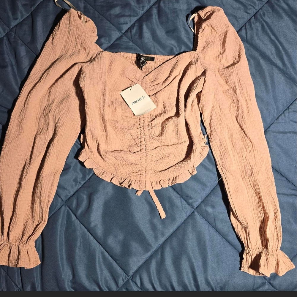 👽Forever 21 Pink Puff Sleeve Ruched Blouse